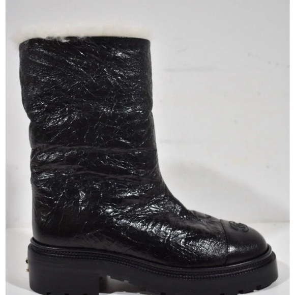 Chanel 20N Black Leather Shearling Fur CC Cap Toe Pull On Ankle Tall Boots - Picture 5 of 6